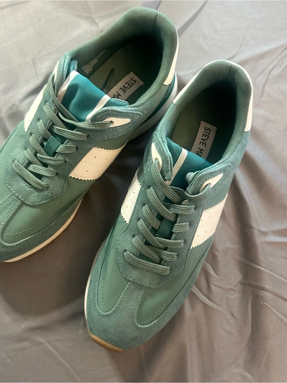 Steve Madden Percie Women's Green/White Lace-Up Low Top Sneakers WORN ONCE
